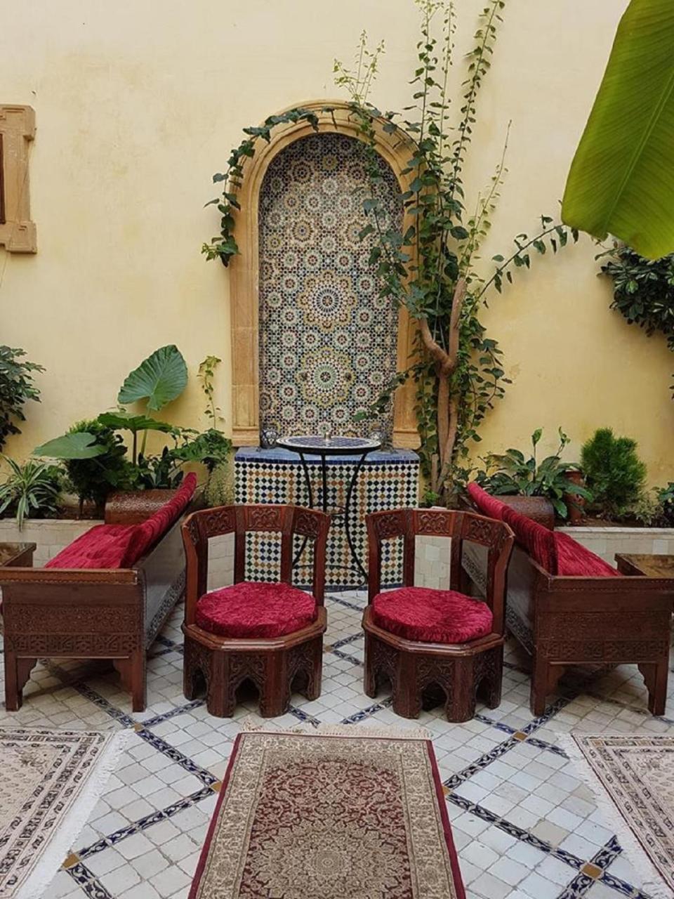 Riad Marlinea Sale Exterior photo